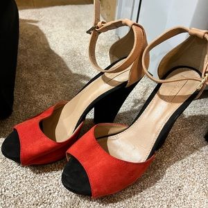 Zara Trafaluc Wedge Heels size 7